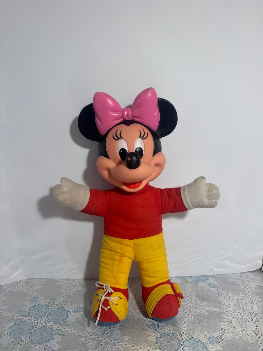 Minnie Mouse Learn to Dress Me Doll Vintage Toy Mattel Walt Disney Multicolor